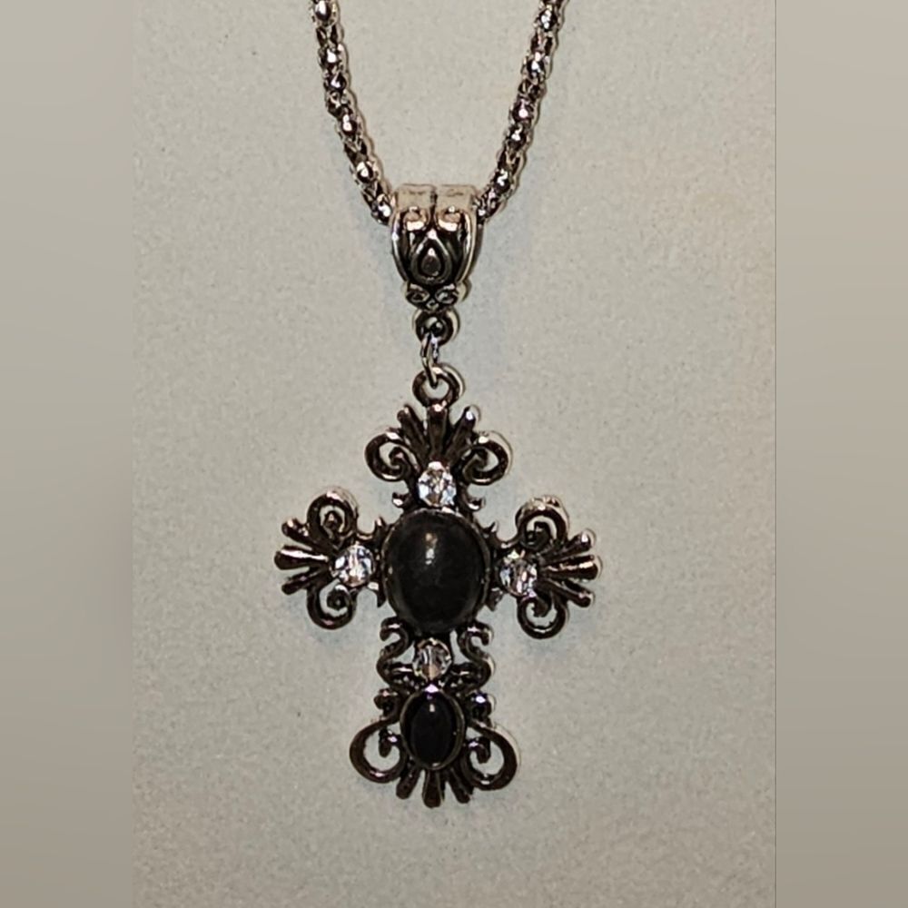 💍Cross Chain Stone Necklace